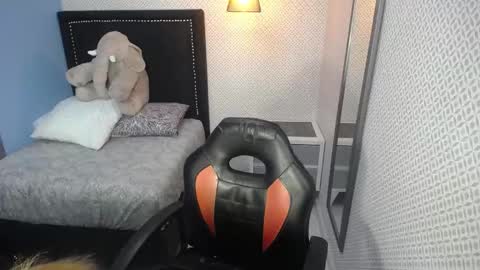 Snapshot of lilafave chatting on 03/03/25, 07:06 Dove online show from 03/03/25, 07:06