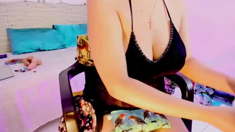 Lilah Sweet online show from 09/09/25, 12:15