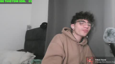 Snapshot of lilankore chatting on 01/26/25, 05:45 Yeh online show from 01/26/25, 05:45