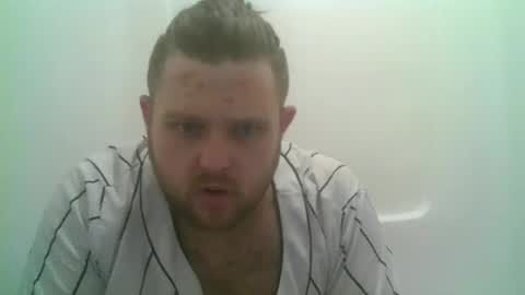 Snapshot of lilbratty_clouds_ogpuffdragon chatting on 12/26/24, 02:48 lilbratty_clouds_ogpuffdragon online show from 12/26/24, 02:48