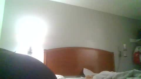 Snapshot of lilbratty_clouds_ogpuffdragon chatting on 01/13/25, 01:02 lilbratty_clouds_ogpuffdragon online show from 01/13/25, 01:02