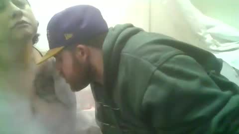 Snapshot of lilbratty_clouds_ogpuffdragon chatting on 01/21/25, 12:25 lilbratty_clouds_ogpuffdragon online show from 01/21/25, 12:25