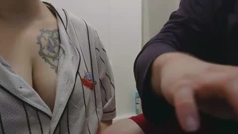 Snapshot of lilbratty_clouds_ogpuffdragon chatting on 03/11/25, 08:30 lilbratty_clouds_ogpuffdragon online show from 03/11/25, 08:30