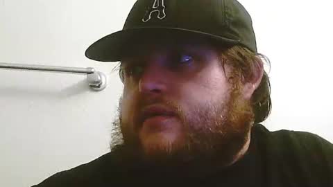 Snapshot of lilbratty_clouds_ogpuffdragon chatting on 11/19/25, 09:15 lilbratty_clouds_ogpuffdragon online show from 11/19/25, 09:15