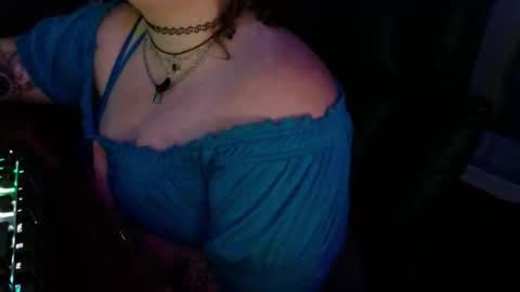 violet online show from 06/09/26, 06:25