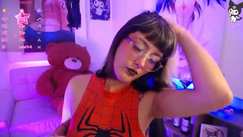 lilcandy19 online show from 11/02/25, 12:07