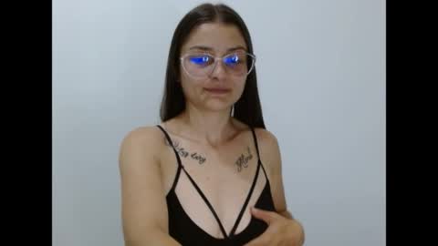 Valeri Villalobos  IG villa lobosvaleri online show from 05/31/26, 01:25
