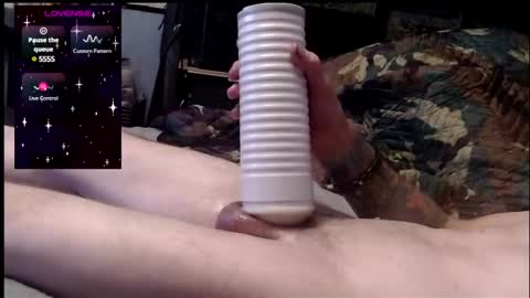 Snapshot of lildragon069 chatting on 12/27/24, 08:24 lildragon069 online show from 12/27/24, 08:24