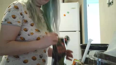 emily ryanson online show from 11/13/25, 07:46