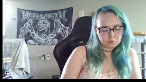 Snapshot of lilemmy1999 chatting on 05/27/26, 06:27 emily ryanson online show from 05/27/26, 06:27