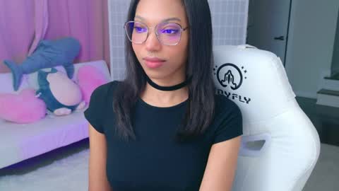 evie online show from 03/31/26, 02:24