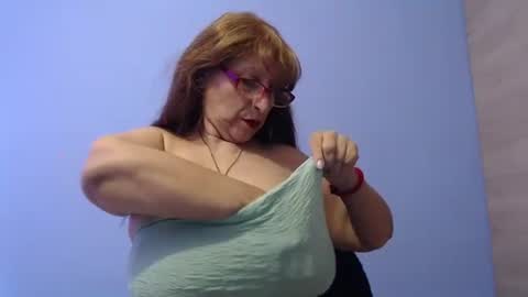 lilieth online show from 09/21/25, 05:03