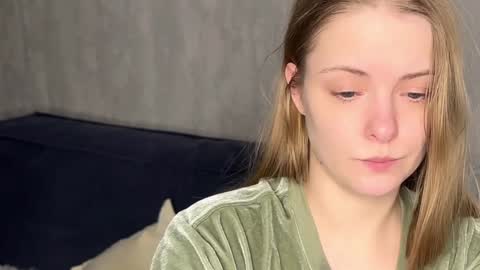 Lili online show from 03/01/26, 04:09