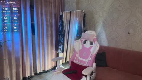 Lili online show from 06/02/26, 11:56