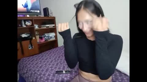 lili__lopez777 online show from 11/27/25, 08:33