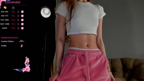 lili__roze_ online show from 03/02/25, 09:22