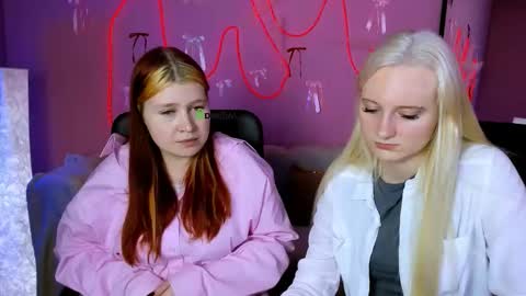 Snapshot of lili_blake_ chatting on 03/17/26, 03:04 Lili online show from 03/17/26, 03:04