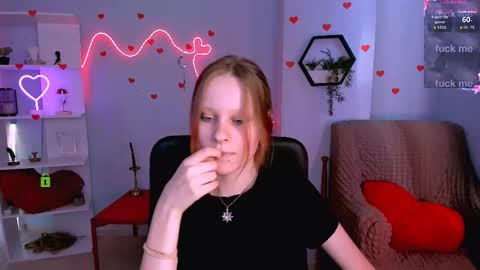 Snapshot of lili_blake_ chatting on 03/27/26, 07:25 Lili online show from 03/27/26, 07:25