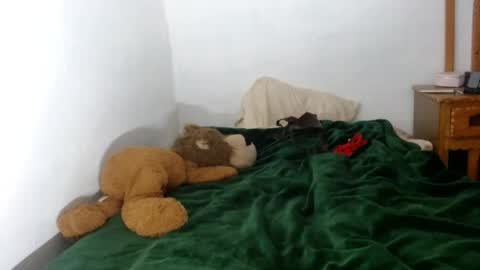 Snapshot of lili_hot_1 chatting on 04/02/26, 04:10 lili_hot_1 online show from 04/02/26, 04:10