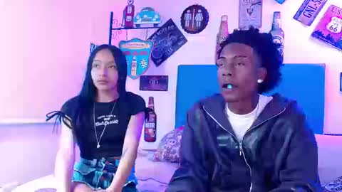 Snapshot of lili_roussi chatting on 09/19/25, 11:49 lili_roussi online show from 09/19/25, 11:49