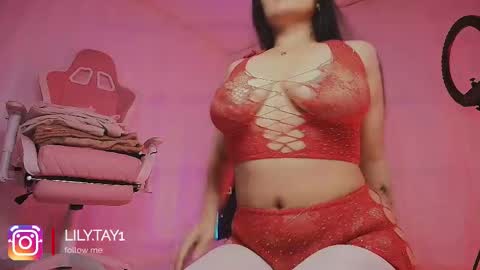 Lili online show from 02/18/26, 04:14