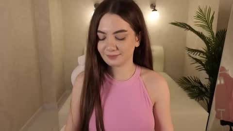 Lilia online show from 11/03/25, 05:03