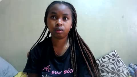 liliah online show from 10/03/25, 08:22