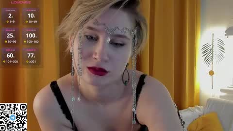 Lilian online show from 12/14/25, 01:11