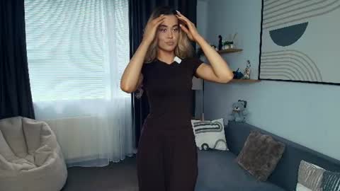 Melisa online show from 06/25/26, 10:53