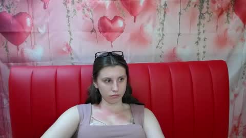 Snapshot of lilianashine chatting on 04/23/26, 12:29 lilianashine online show from 04/23/26, 12:29