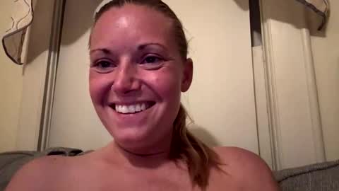 LilianaX online show from 06/08/26, 06:47