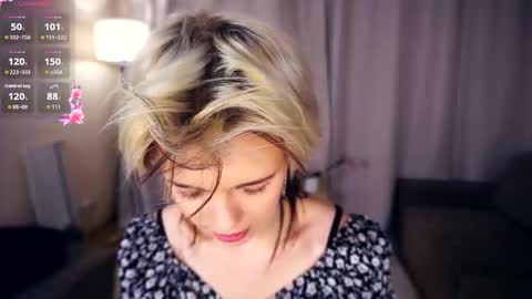 Lilian online show from 10/03/25, 06:10