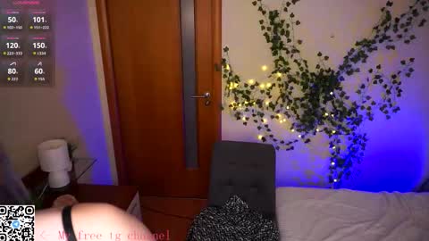 Lilian online show from 12/22/25, 08:11