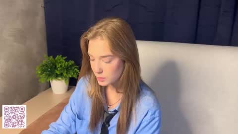 Snapshot of lilianlees chatting on 10/07/25, 04:59 LilianLees online show from 10/07/25, 04:59