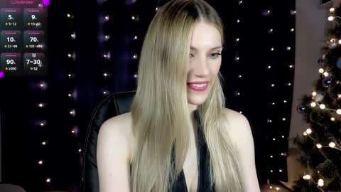 Snapshot of lilianna_wilde chatting on 12/08/24, 05:33 Anna online show from 12/08/24, 05:33
