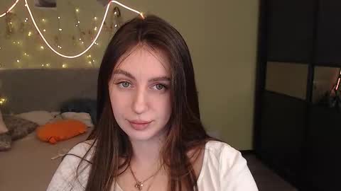 Lilu online show from 12/01/25, 01:43