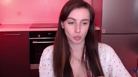 Snapshot of liliatlu chatting on 06/27/26, 10:26 Lilu online show from 06/27/26, 10:26