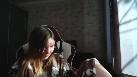 liliawoolf online show from 03/11/26, 05:35