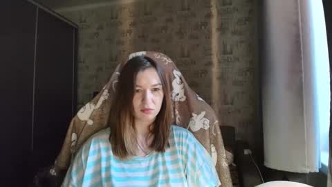 liliawoolf online show from 04/13/26, 04:07