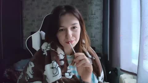 liliawoolf online show from 04/24/26, 07:44
