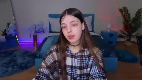 Lili Bakery online show from 03/24/26, 03:00