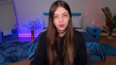 Lili Bakery online show from 04/04/26, 03:27