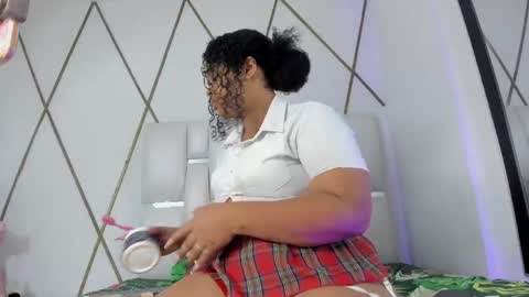 Snapshot of lilicameron_ chatting on 04/30/26, 11:38 LIli cameron online show from 04/30/26, 11:38