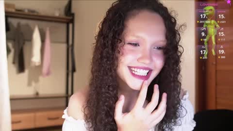 Snapshot of lilicapie chatting on 09/11/25, 01:17 Lilica  online show from 09/11/25, 01:17