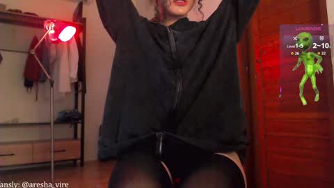 Snapshot of lilicapie chatting on 10/02/25, 03:24 Lilica  online show from 10/02/25, 03:24