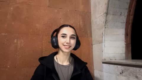 Snapshot of lilihalvorsen chatting on 09/11/25, 10:10 Lina online show from 09/11/25, 10:10