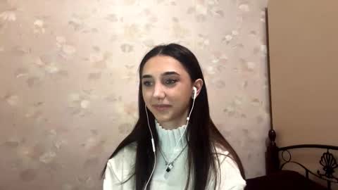 Snapshot of lilihalvorsen chatting on 10/10/25, 10:20 Lina online show from 10/10/25, 10:20