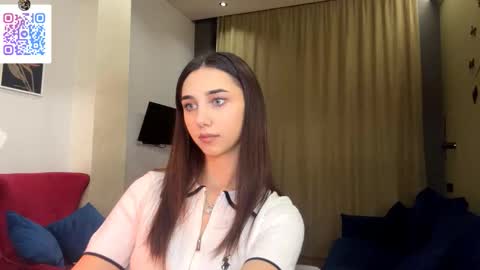 Lina online show from 01/11/26, 10:04