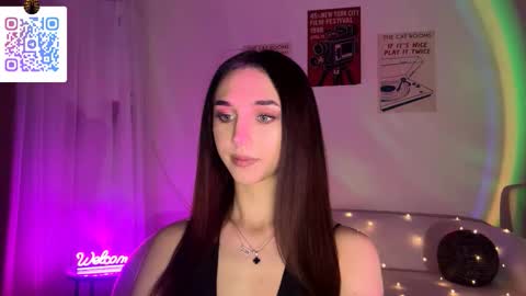 Lina online show from 03/15/26, 10:49