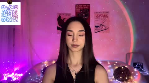 Lina online show from 04/12/26, 10:26